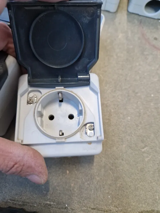 Material Eléctrico Varios