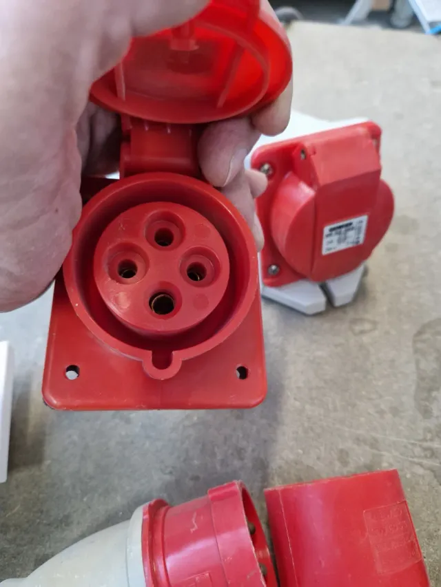 Material Eléctrico Varios