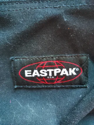 Mochila Eastpak Negra