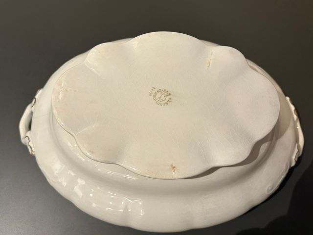 Sopera San Claudio Porcelana Antigua Flores Dorada