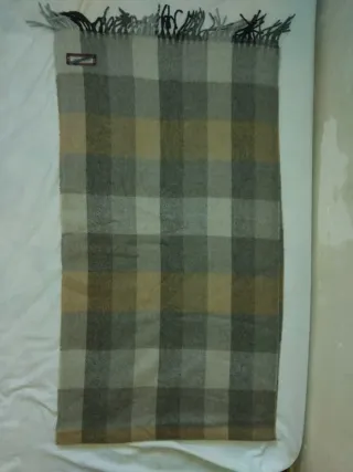 Bufanda de lana fina a cuadros