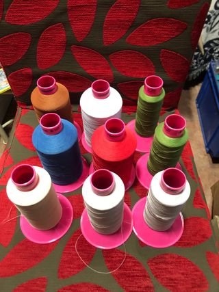 Lote hilos Gutermann para remallar