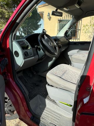 Volkswagen Transporter T5 2002