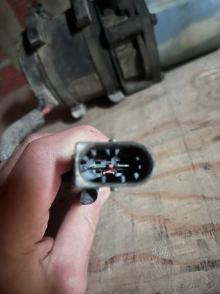 bomba dirección asistida 106/Saxo