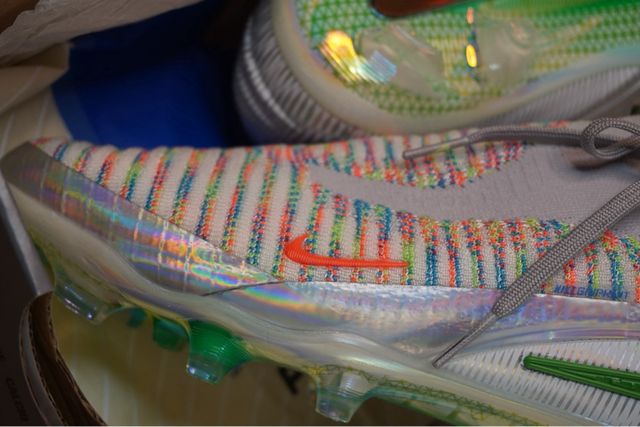 Botas Nike Phantom Multiclor Talla X