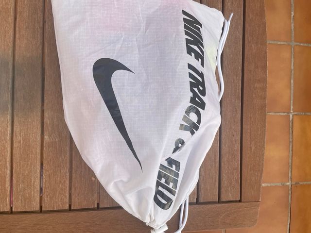 Nike Dragonfly, Clavos de Atletismo