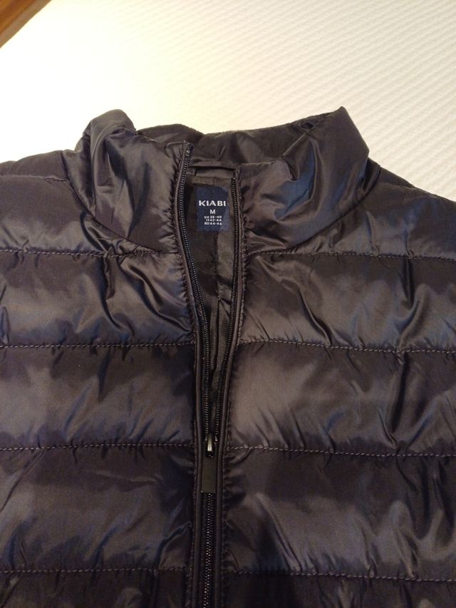 Chaleco acolchado negro mujer