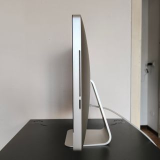 iMac Apple 21,5" i5 8GB RAM 240GB SSD