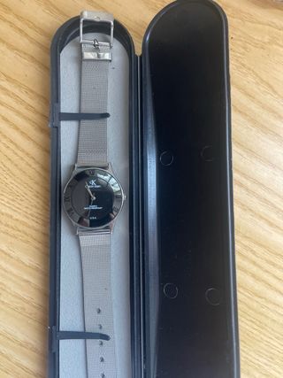 Reloj Calvin Klein Malla Negra y Plateada