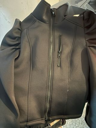 Chaqueta Zara Neopreno Negra Talla M