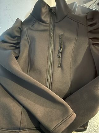 Chaqueta Zara Neopreno Negra Talla M