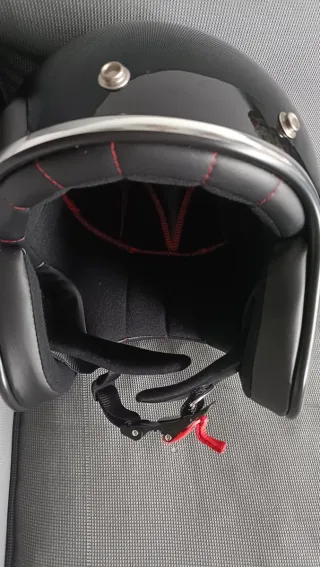 Casco Moto Negro Estilo Retro