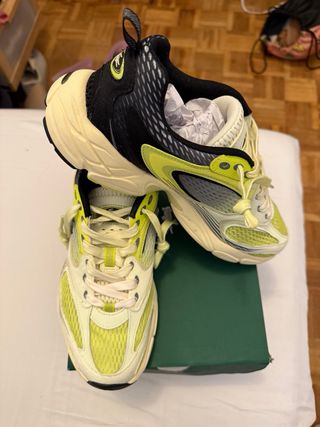 Zapatillas running retro Lacoste Talla 42.5