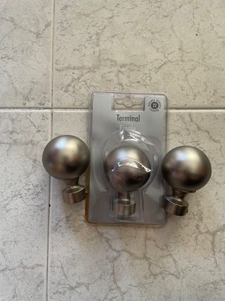 Terminali per barra di tenda a forma di sfera in argento