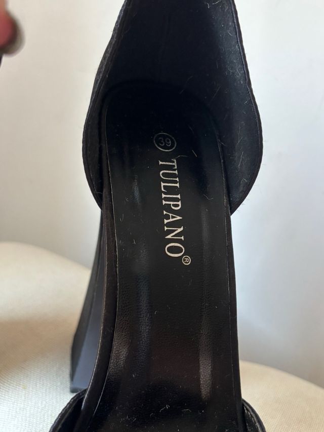 Tacones Negros Plataforma Tulipano