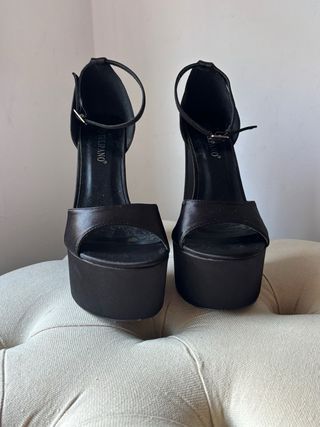 Tacones Negros Plataforma Tulipano
