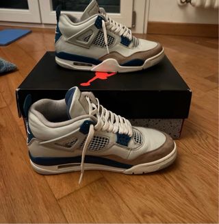 Jordan 4 Military Blue