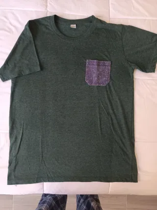 Camisetas y Polos T-L 42