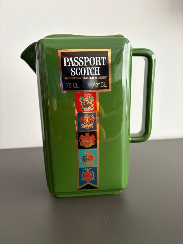 Jarra Passport Scotch Cerámica Verde