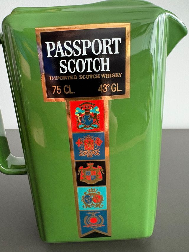 Jarra Passport Scotch Cerámica Verde