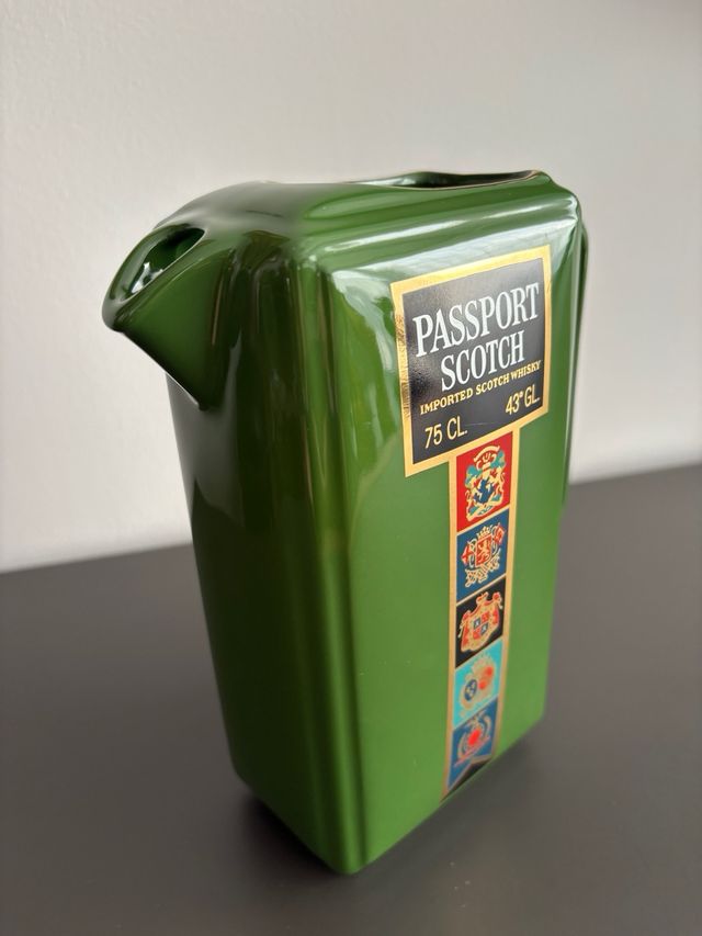 Jarra Passport Scotch Cerámica Verde