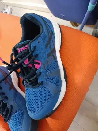 Deportivas Asics niña Talla 35.5