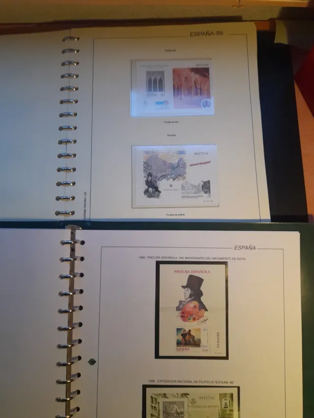 Collezione Album Francobolli Nuovi