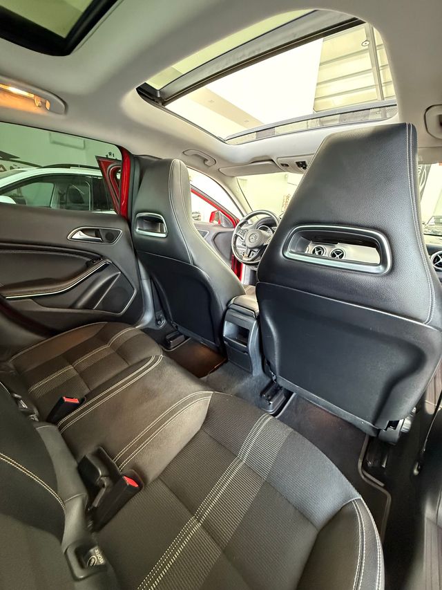 Mercedes-Benz Clase GLA GLA 220 d 4MATIC AMG Line