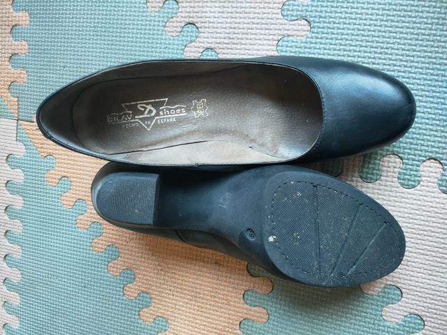 Zapatos de salón de piel negros Talla 40