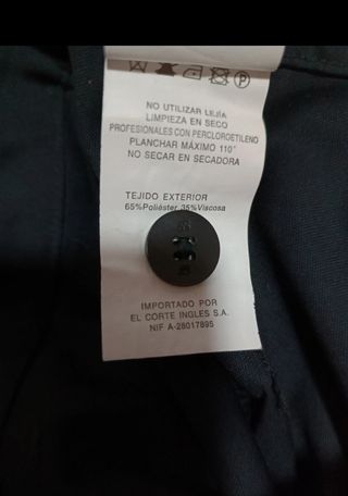 Pantalón negro tiro alto pata ancha