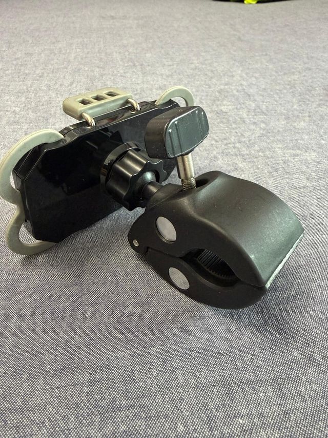 Soporte móvil para moto Ryaco