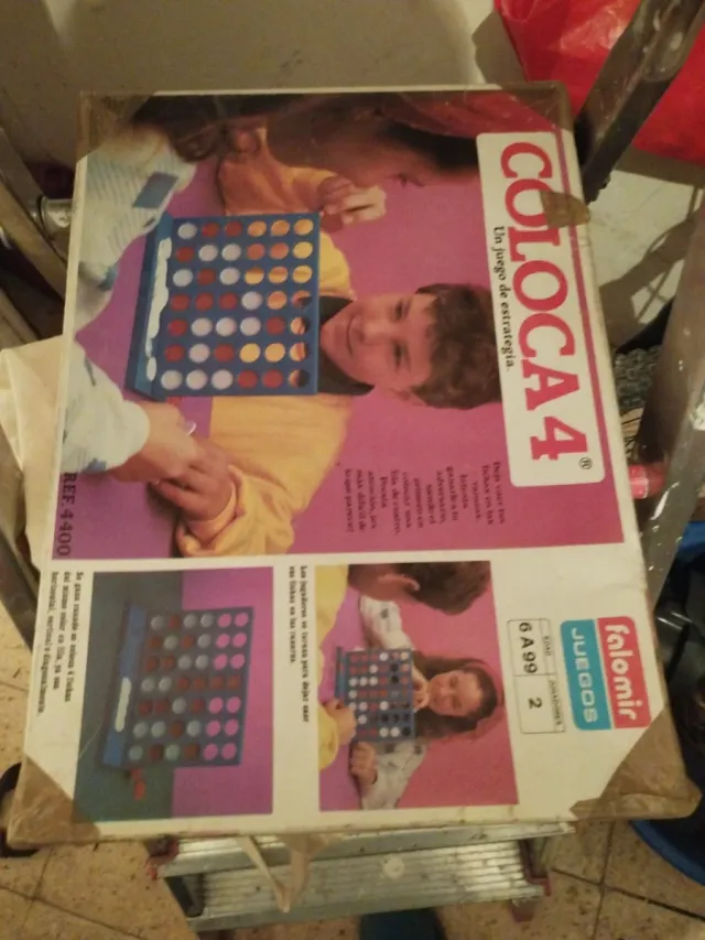 Coloca 4 - Juego de estrategia Falomir