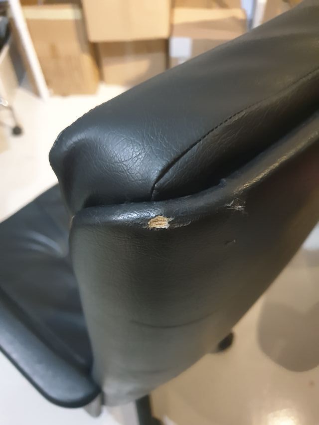 Sillón de oficina negro