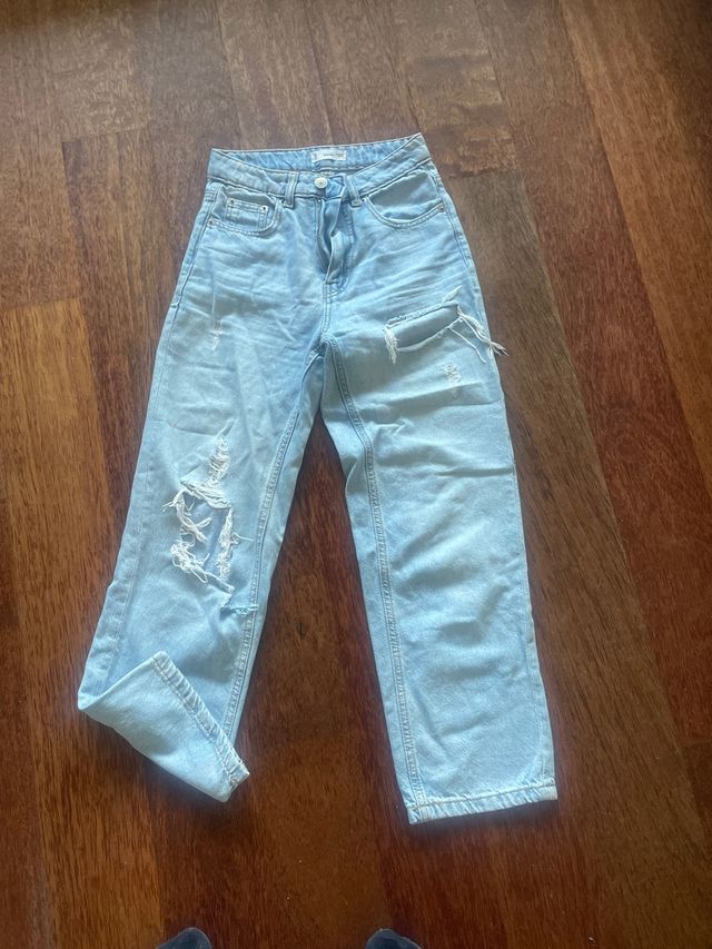 Jeans vaqueros Mango desgastados rotos