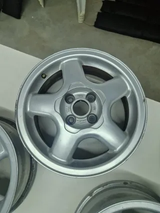 Llantas Seat Toledo GT 1L (años 90)con tapas