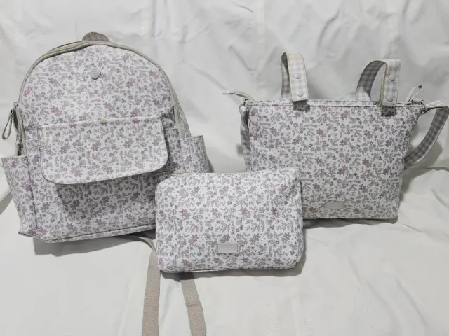 Juego 3 piezas bebé: mochila, neceser y bolso