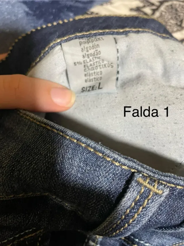 Lote 4 faldas mujer, de distintas marcas.