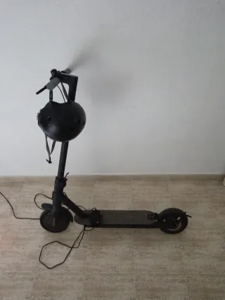 Patinete Eléctrico Negro