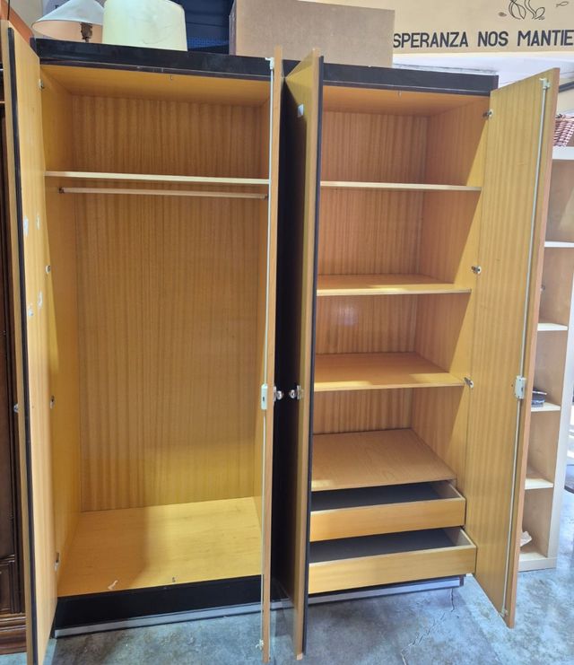 ARMARIO 4 PUERTAS