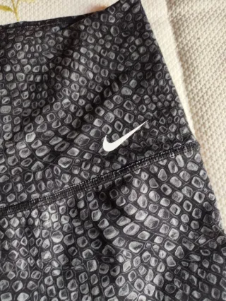Mallas cortas Nike grises estampado