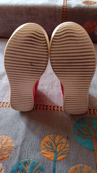 Zapatillas rojas talla 35 mujer/niña