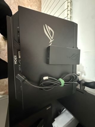 Portátil Gaming ASUS Negro y Rojo