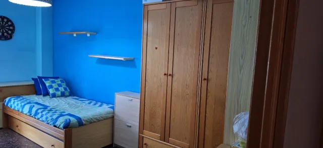 Habitación juvenil completa pino