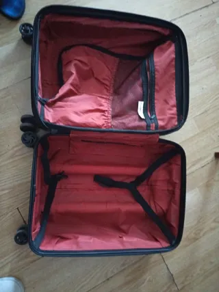 Maleta de viaje con ruedas