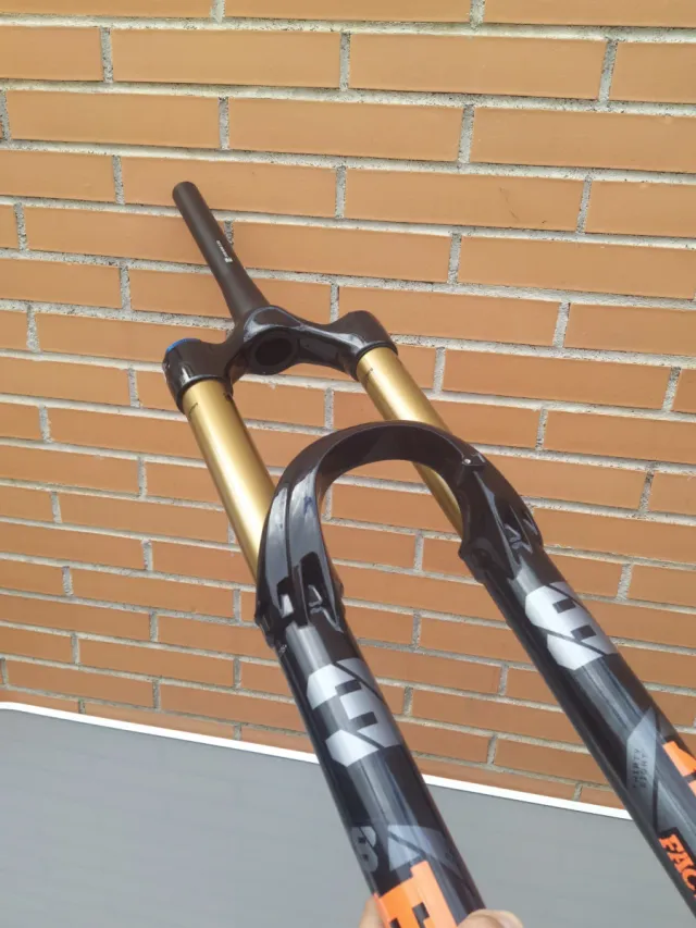 29" FOX38 KASHIMA 180mm Grip2. Horquilla Nueva.