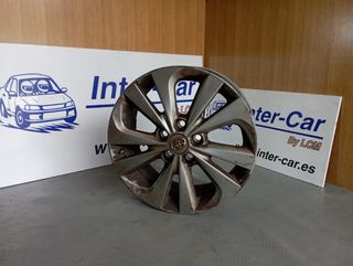 Llantas de Toyota Auris E18 de 17”, 2015