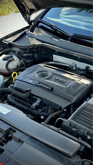 SEAT Leon CUPRA 290 PERFORMANCE