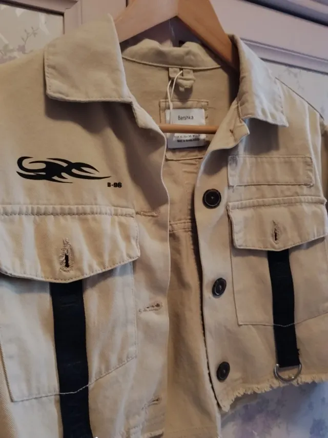 Cazadora vaquera Bershka