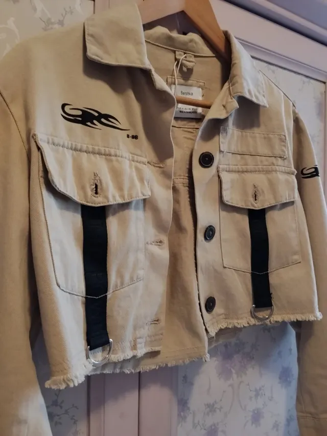 Cazadora vaquera Bershka