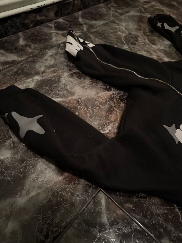 Sudadera con cremallera y estampado Talla M